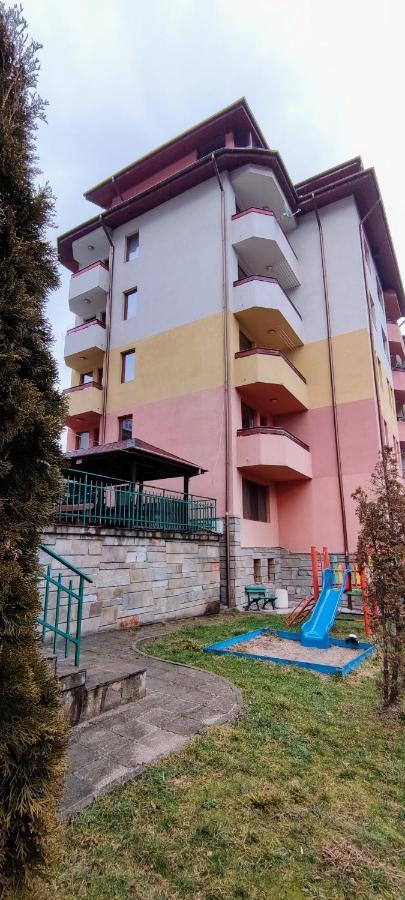 Neviasta Apartment Szmoljan Kültér fotó
