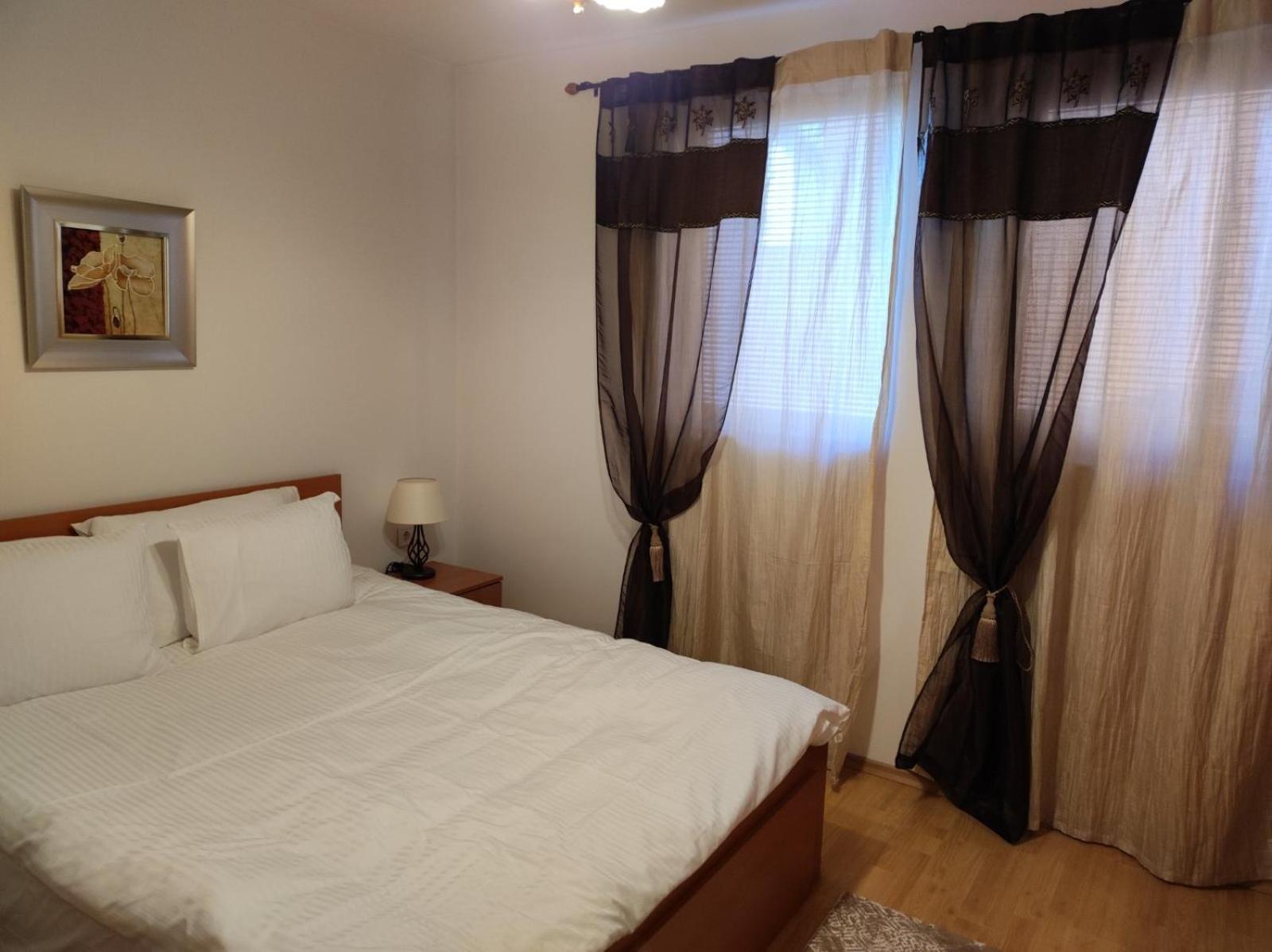Neviasta Apartment Szmoljan Kültér fotó